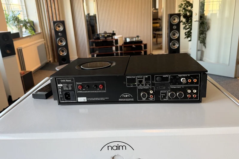 Naim Uniti Nova - (n&auml;stan ny) beg allt-i-ett f&ouml;rst&auml;rkare - Bild 2 av 2