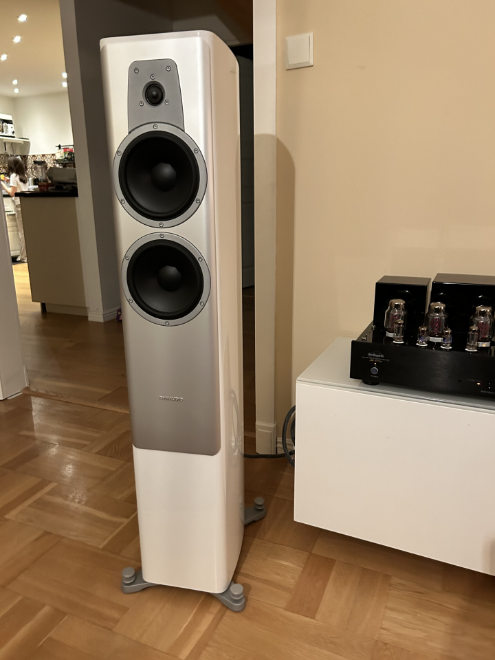 Dynaudio Contour 30