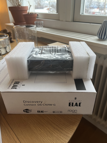 Elac Navis ARB-51 & Discovery Connect DS-C101W-G