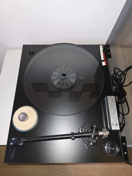 Rega Planar 3 med RB300 tonarm - Knappt anv&auml;nd, helt orginal - Bild 6 av 8
