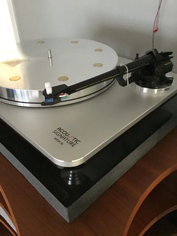Acoustic Signatur WOW XXL SME V tonarm  - Bild 1 av 3