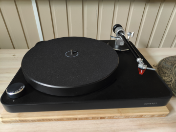 Clearaudio Concept med Ortofon 2m Bronze