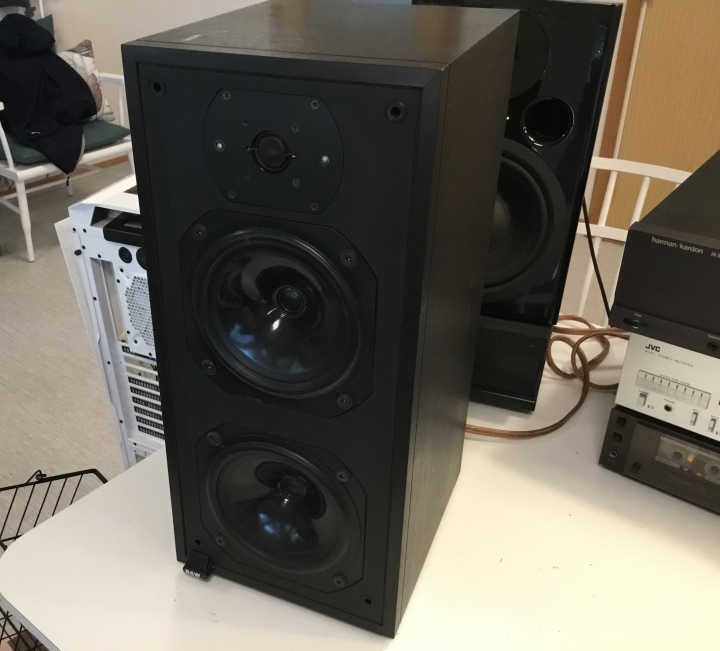 B&W DM14 – Engelska high-end-högtalare från 1976
