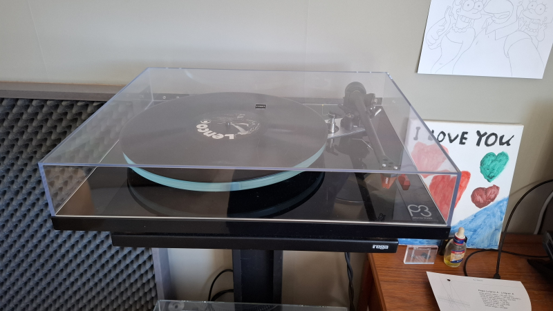 Rega P3 m/Ortofon 2M Bronze Rega P3 m/Ortofon 2M Bronze - Bild 3 av 3