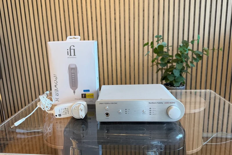 Led Audio NF DAC/Headamp & iFi iPowerX - Begagnad DAC Led Audio NF DAC/Headamp & iFi iPowerX - Begagnad DAC - Bild 1 av 2
