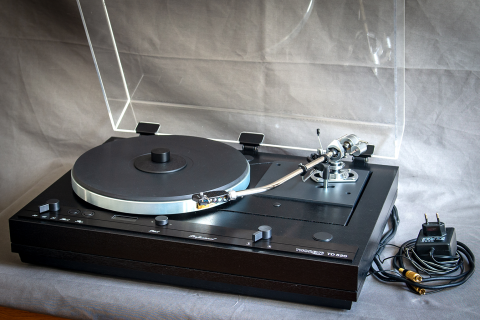 Thorens TD520 