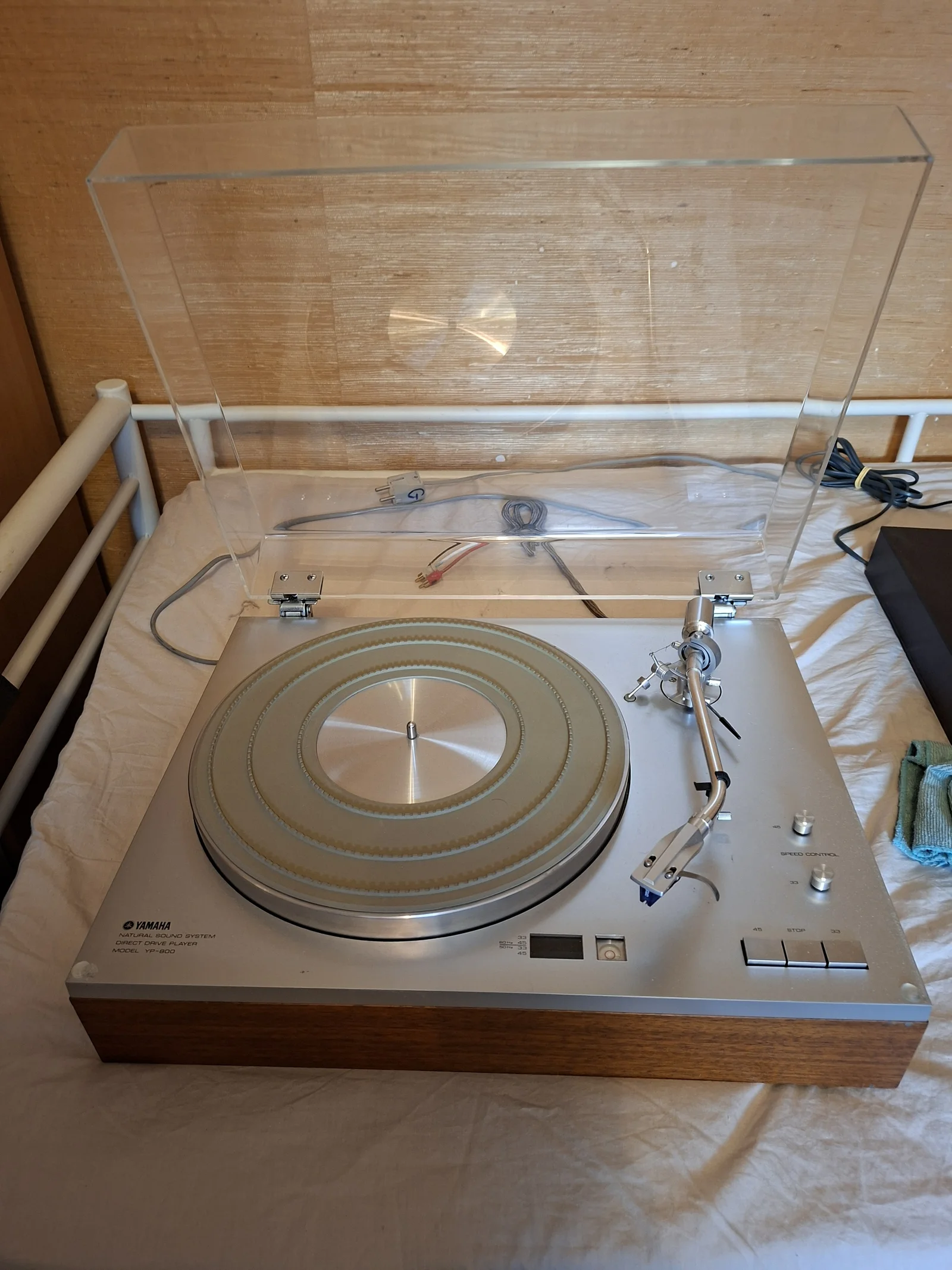 Yahama YP-800 - Bild 1 av 1