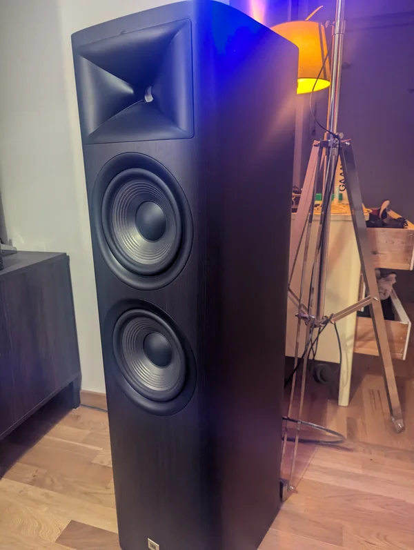 JBL Studio 690 – golvhögtalare JBL Studio 690 – golvhögtalare - Bild 1 av 3