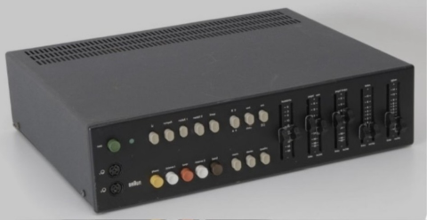 BRAUN CSQ 1020 Braun fyrkanalig förförstärkare Nyservad...