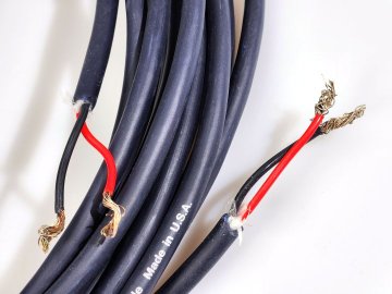 Silver Sonik T-14 speaker cable