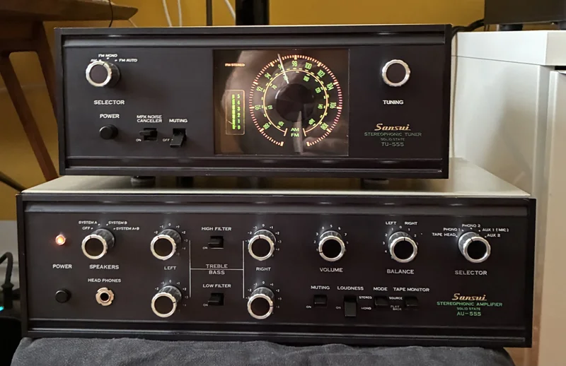 Sansui AU-555 och TU 555 Sansui AU-555 och TU 555 - Image 1 of 2