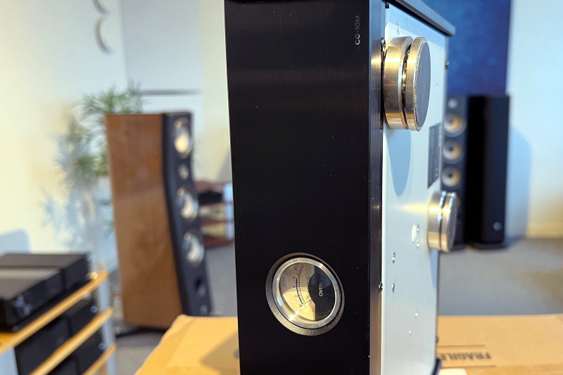 TEAC CG-10M Master Clock - Beg TEAC CG-10M Master Clock - Beg - Bild 3 av 3