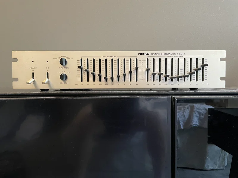Nikko Graphic Equalizer EQ-1 - Bild 1 av 2