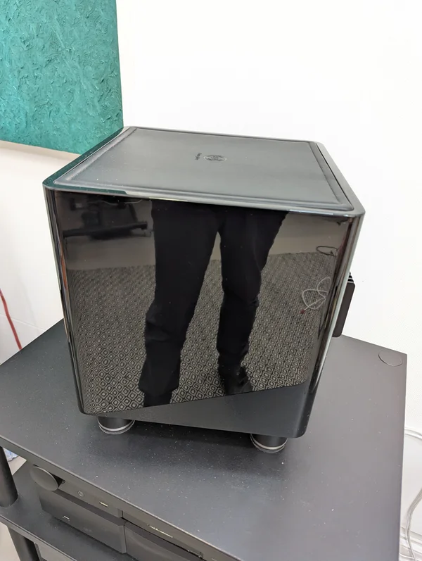 Sonus Faber Gravis 1 i h&ouml;gblank svart - Bild 4 av 9