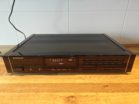 Pioneer F-91 Reservdelar