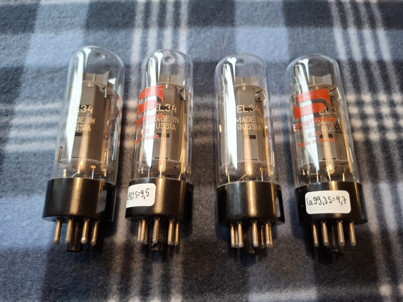 Svetlana EL34 clear top NOS/NIB Matchad kvartett radiorör - Bild 5 av 6