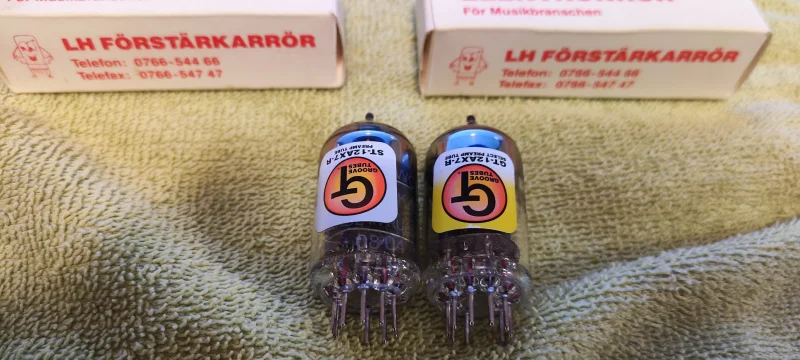 Matchat par Sovtek 12AX7WC Nya! Matchat par Sovtek 12AX7WC Nya! - Bild 2 av 4