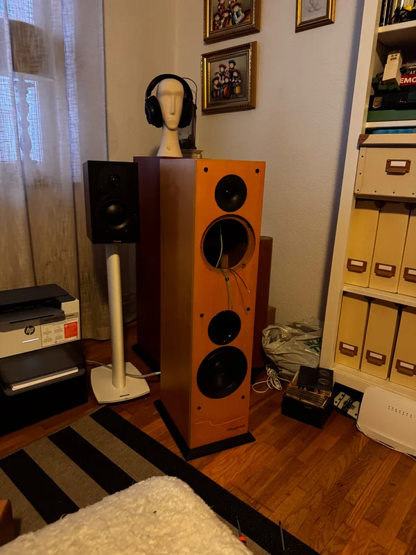 Wharfedale Emerald EM 97 - Delar köpes! Wharfedale Emerald EM 97 - Delar köpes! - Bild 2 av 2