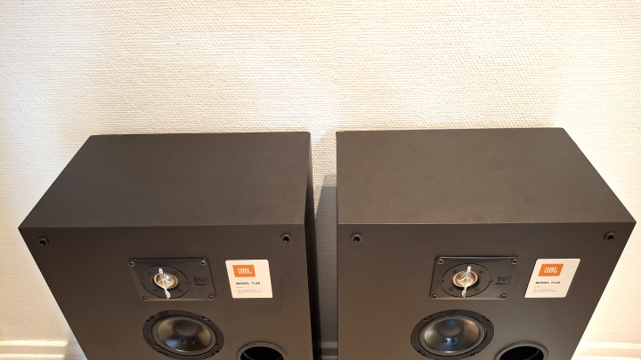 JBL TLX8 Högtalare / Titanium diskant / Sista Par