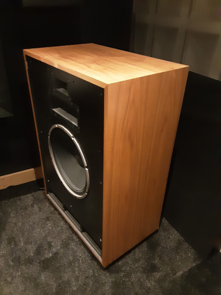 Klipsch Cornwall 3 walnut Klipsch Cornwall 3 walnut - Bild 4 av 5