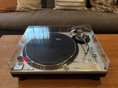 En riktigt fin Technics 1200 MK5
