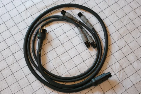 Cardas Golden Reference XLR & ström
