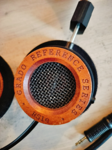 Grado Reference RS1e