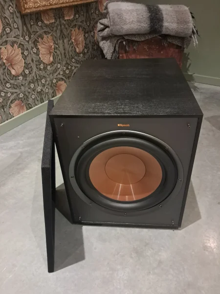 KLIPSCH R-120sw - Bild 1 av 1