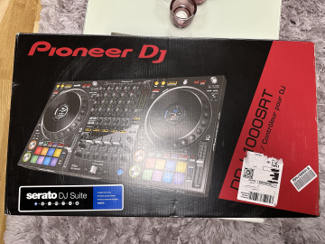 Pioneer DDJ-1000SRT (Serato) + Decksaver