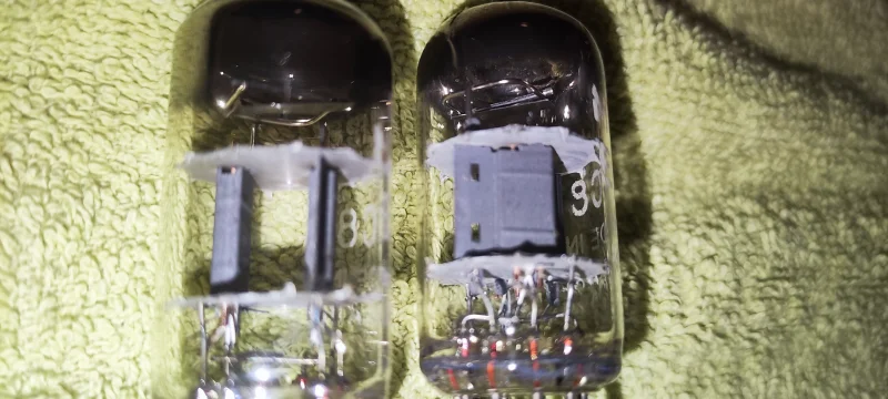 Matchat par Philips miniwatt ECC 81  Square Getter 50 talet! - Bild 5 av 6