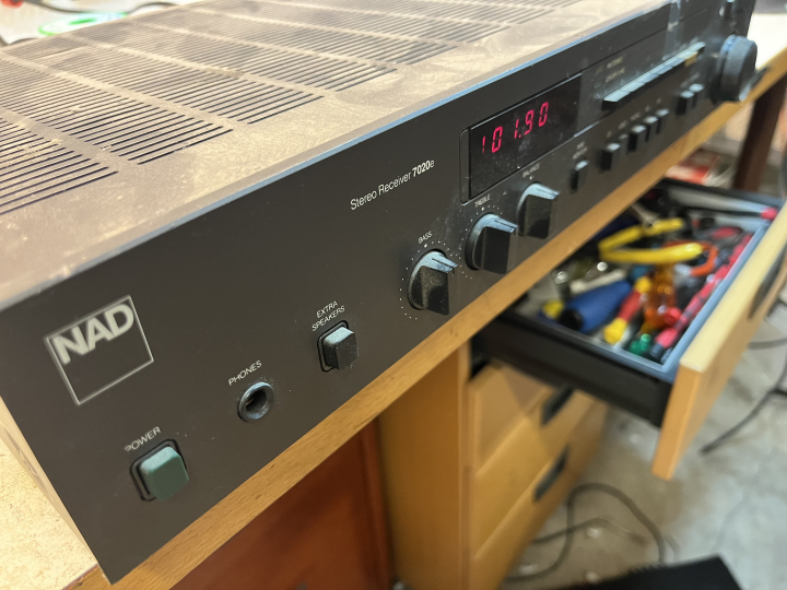 Nad 7020 receiver ,trasig