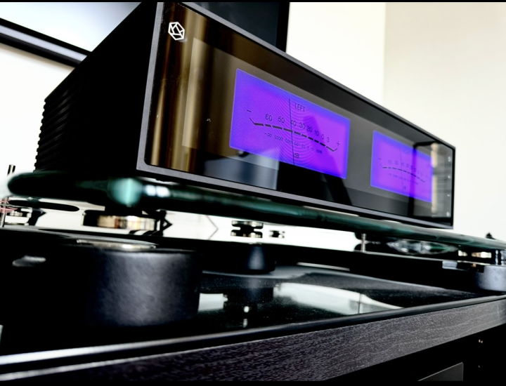 HifiRose 150B, svart, 24 månader, säljes