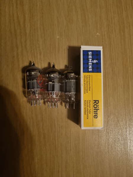 EAR 834P - MM/MC samt volymkontroll - Bild 2 av 4