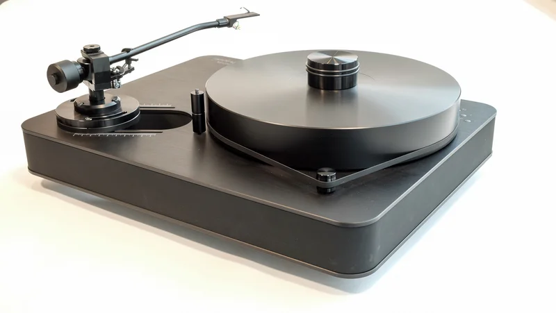 Dr. Feickert Analogue Woodpecker med JELCO SA-750L/LB Dr. Feickert Analogue Woodpecker med JELCO SA-750L/LB - Bild 2 av 6