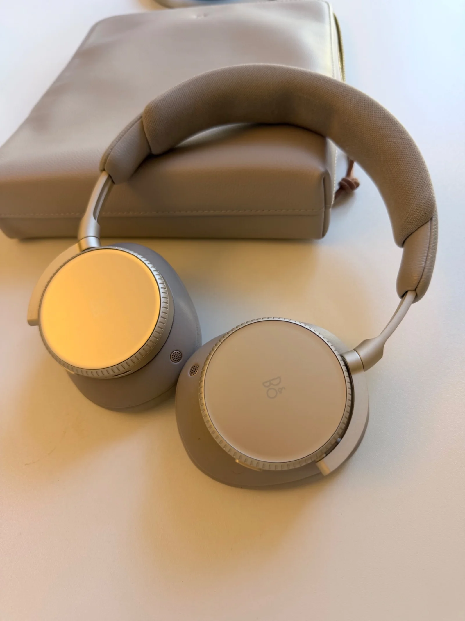 Bang &amp; Olufsen Beoplay H100 - Bild 3 av 3