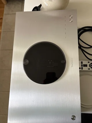Technics SC-C70 &ndash; stilren stereo med CD, Bluetooth