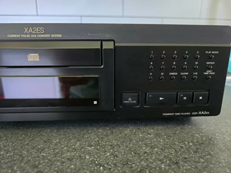 Sony CDP-XA2ES (ES-serien) Sony CDP-XA2ES (ES-serien) - Bild 3 av 10