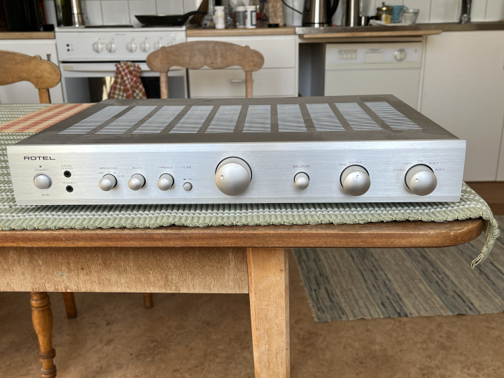 Rotel A 10