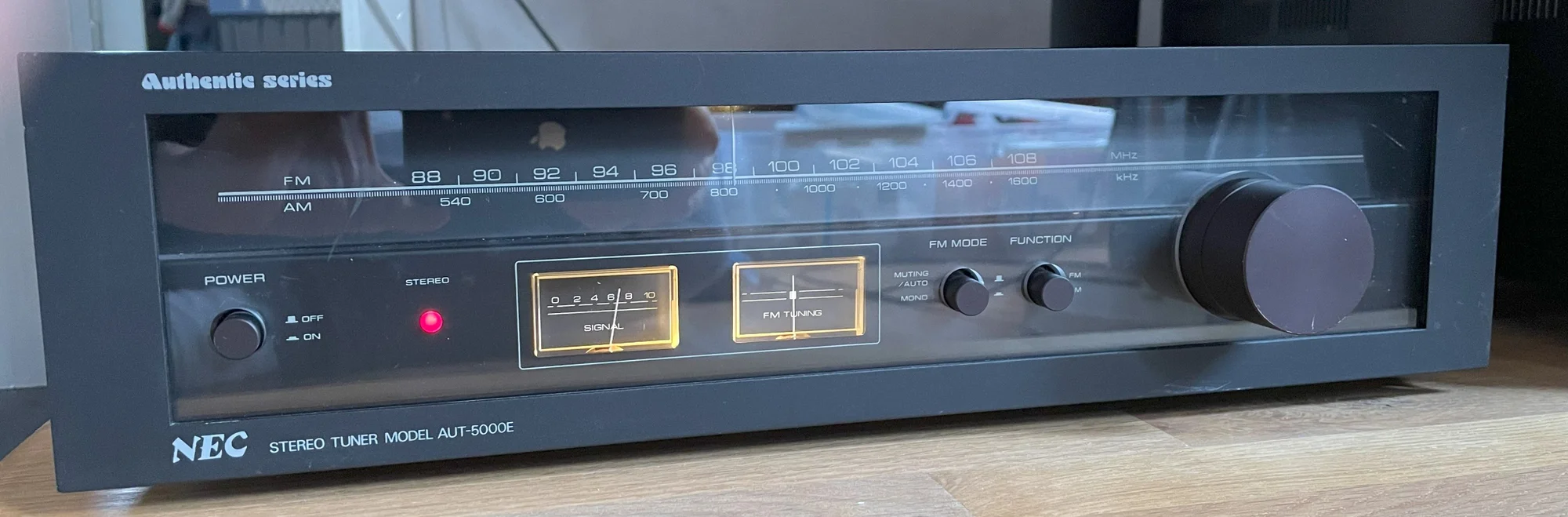 NEC AUT-5000E Authentic Series NEC AUT-5000E Authentic Series - Bild 1 av 6