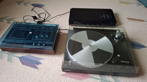 Skivspelare o Förstärkare Inertia samt Kasettdäck Luxor