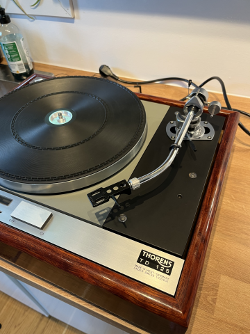 Thorens TD-125 utan tonarm