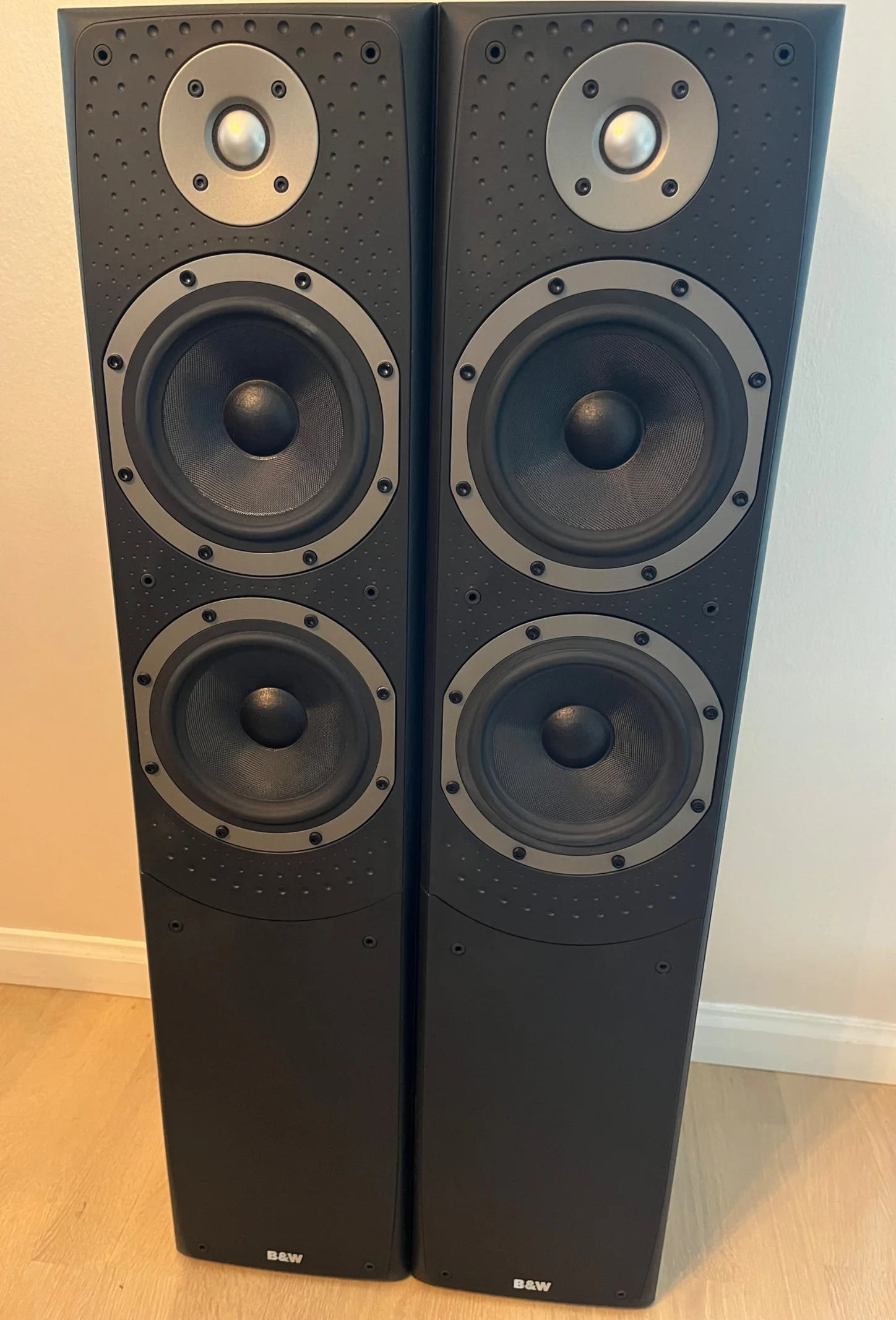 Denon 5:1-system med B&amp;W och Gale h&ouml;gtalare - Bild 1 av 7