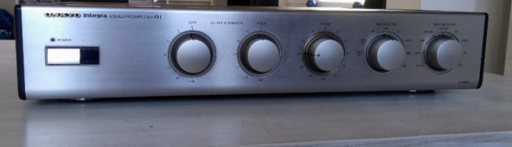 Onkyo Integra P-3890