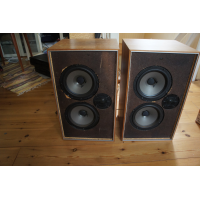 Sony SS 3200 premiumhögatalare fr 1972 bestyckade m Seas element 