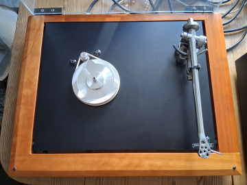 Rega P9 +Rega P9 PSU  