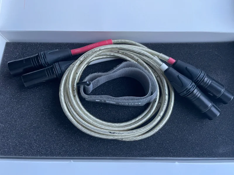 XLR XLR - Bild 1 av 1