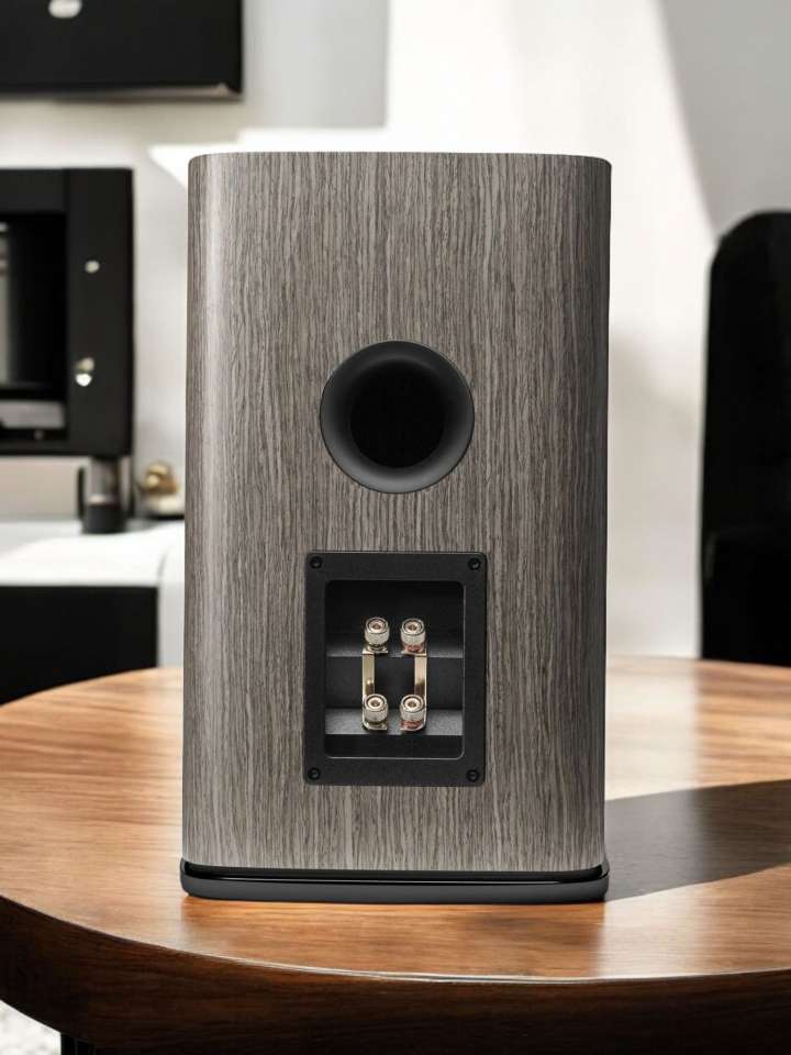 JBL Synthesis HDI-1600