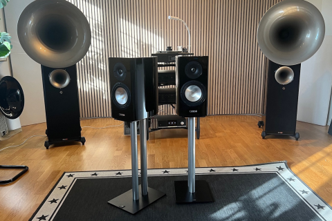 Canton Vento Reference 9 DC - Begagnade stativhögtalare