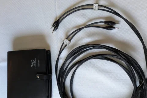 Yter högtalarkablar - 3m - Beg Yter högtalarkablar - 3m - Beg