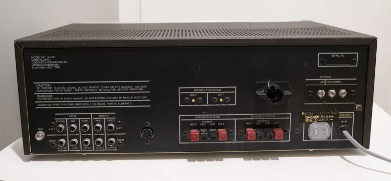 Harman Kardon HK450 AM/FM Solid State Receiver (1979) - Bild 6 av 6